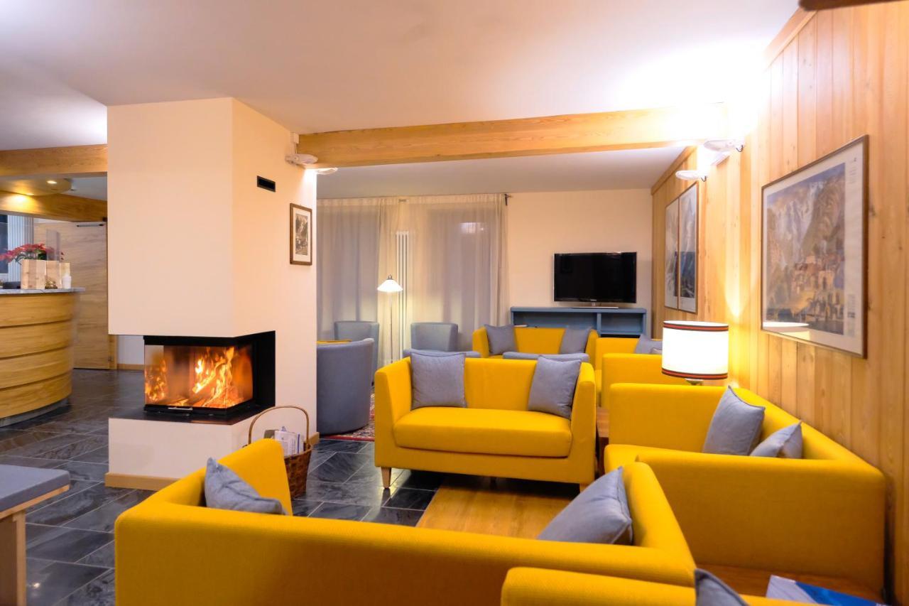 Hotel Aigle Courmayeur Exteriör bild